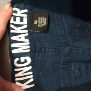 Kingmaker blue jeans size 32